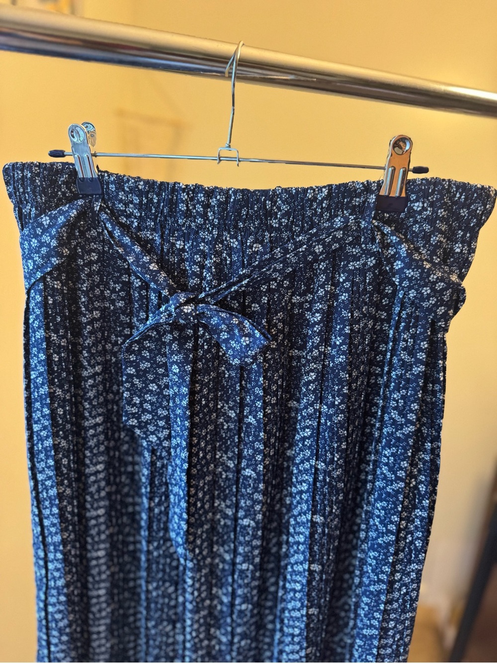 Alice Blue Navy Floral Midi Skirt - Picture 2 of 4